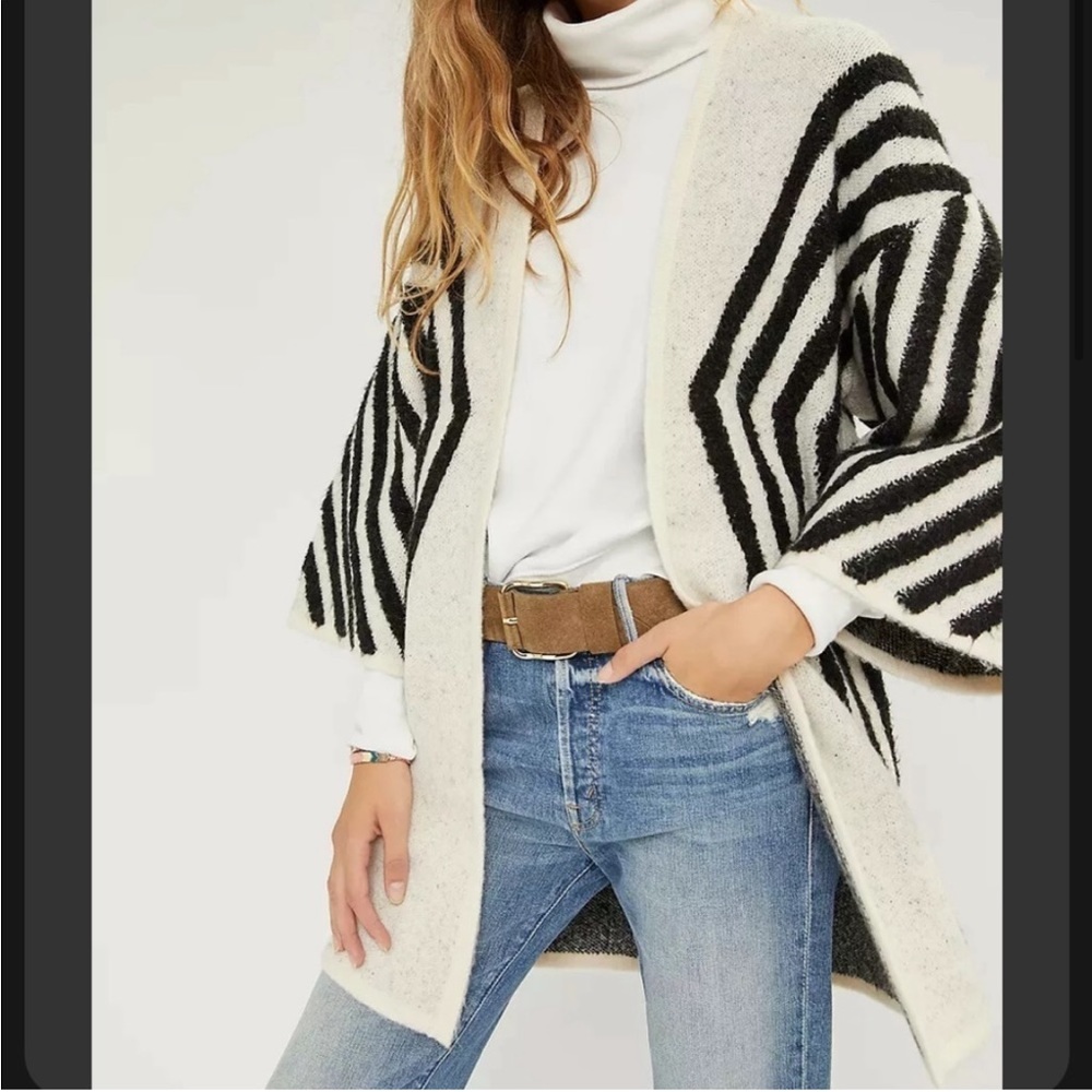 Anthropologie Akemi & Kin Astra Kimono Cardigan Sweater